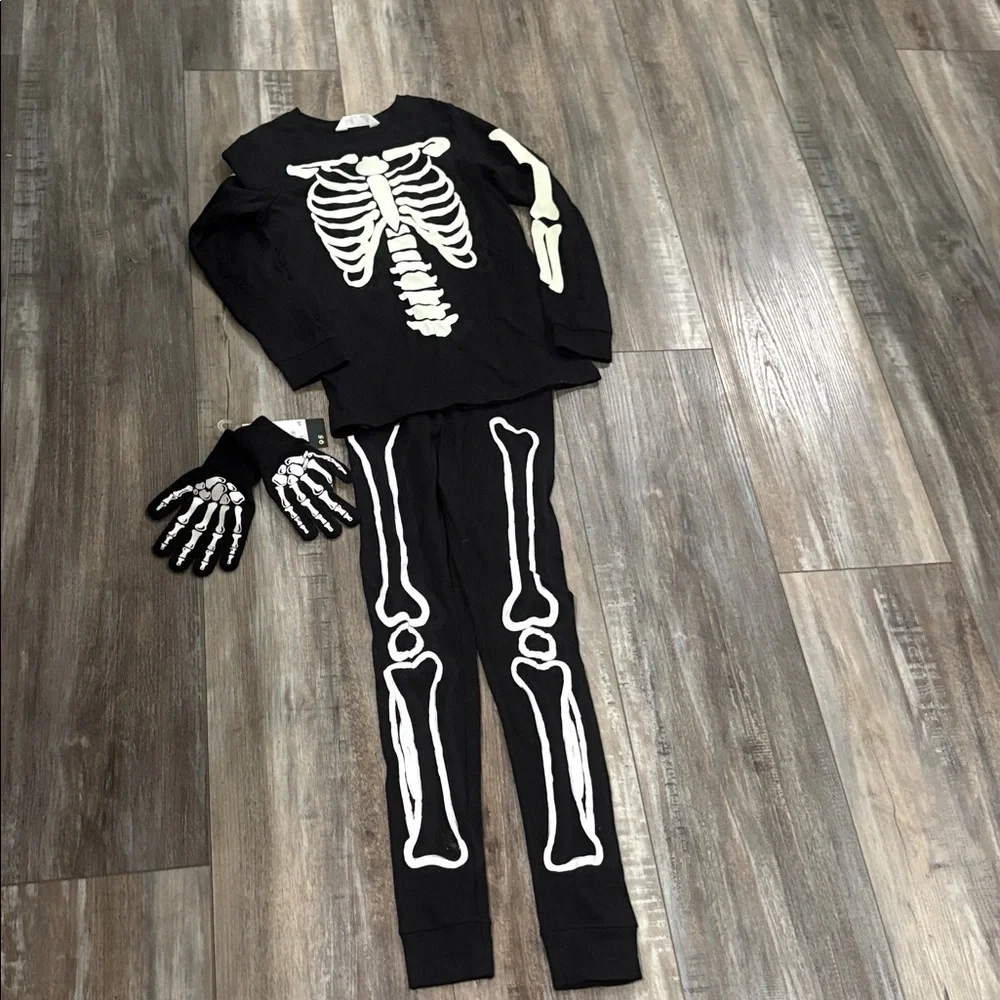 Skeleton pajamas 8-10 NEW mix and match